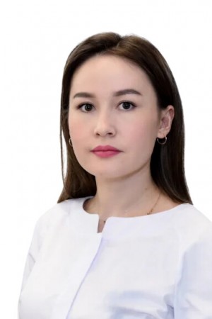 Киникеева Айшат Шлюмбаевна
